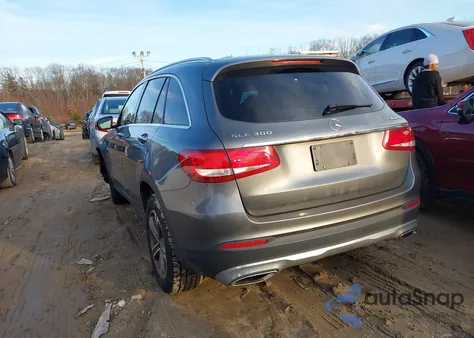 2018 Mercedes-Benz Glc 300 4Matic из США, поврежденный, VIN WDC0G4KB3JV111268